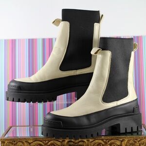 Simons Leather Bootie